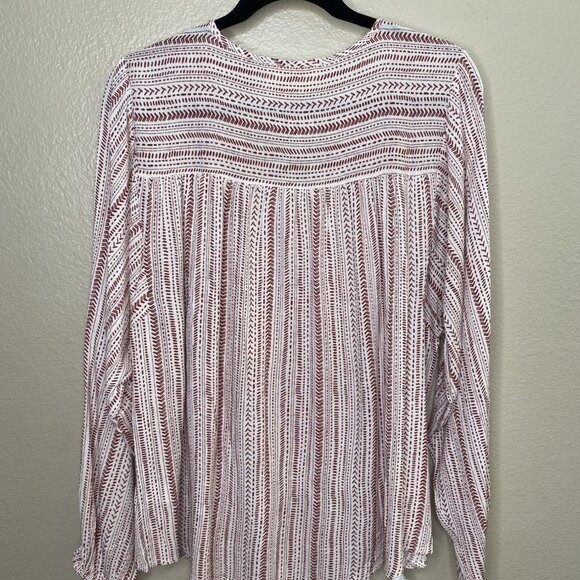 NWT Savanna Jane Womens Embroidered Boho Top L White Red Rayon Long Sleeve - Picture 5 of 6